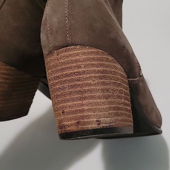 Blondo Stacked Block Heel Suede Boots - Picture 9 of 15